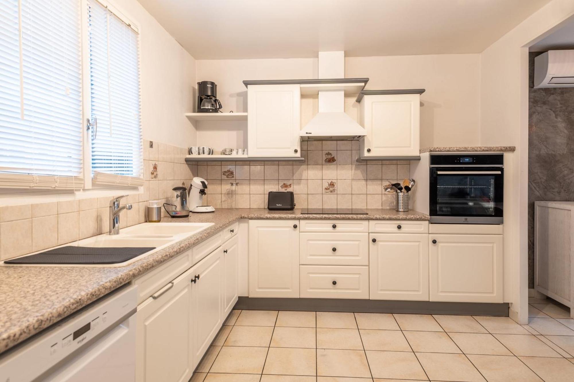 Alpiloc - Town House With Garden And Winter Lounge Villa Annecy Exteriör bild