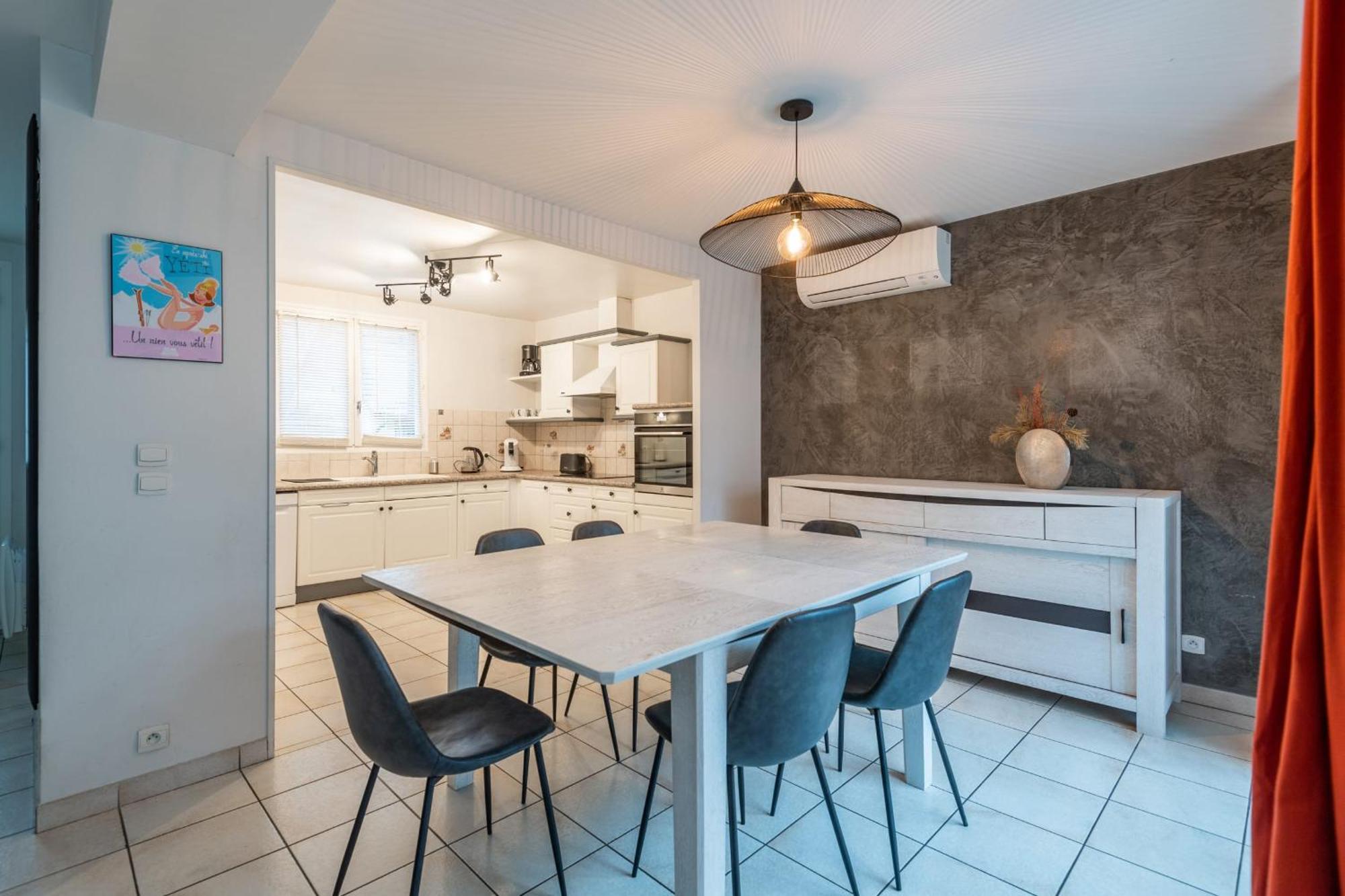 Alpiloc - Town House With Garden And Winter Lounge Villa Annecy Exteriör bild