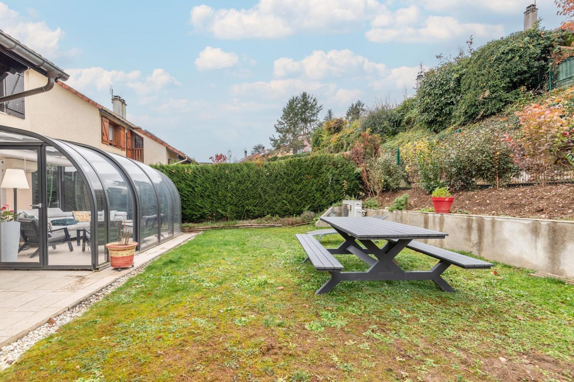 Alpiloc - Town House With Garden And Winter Lounge Villa Annecy Exteriör bild